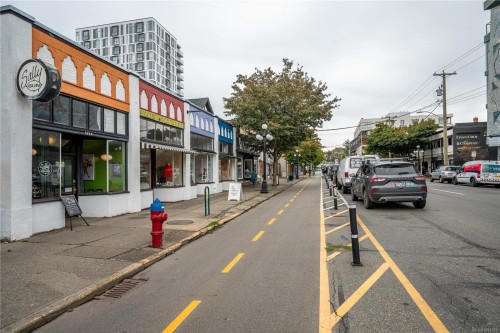 512-1061 Fort St, Victoria, BC - Outdoor