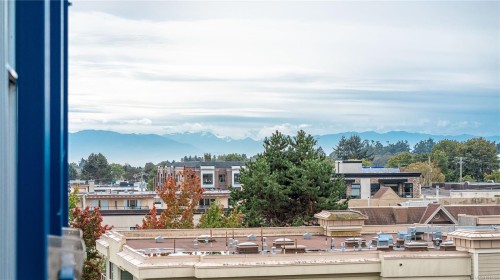 512-1061 Fort St, Victoria, BC - Outdoor With View