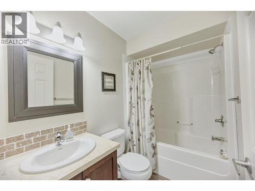 4300 44Th Avenue Unit# 109, Osoyoos, BC - Indoor Photo Showing Bathroom