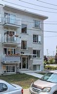 2-766 81e Avenue  Laval (Chomedey), QC H7V 3M2