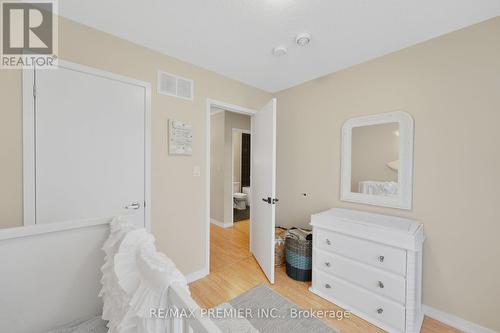 12 Heathrow Lane, Caledon, ON - Indoor