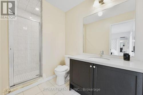 12 Heathrow Lane, Caledon, ON - Indoor Photo Showing Bathroom
