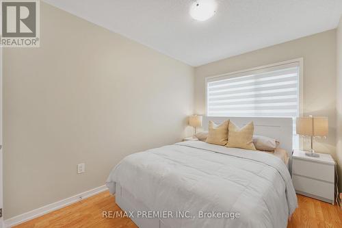 12 Heathrow Lane, Caledon, ON - Indoor Photo Showing Bedroom