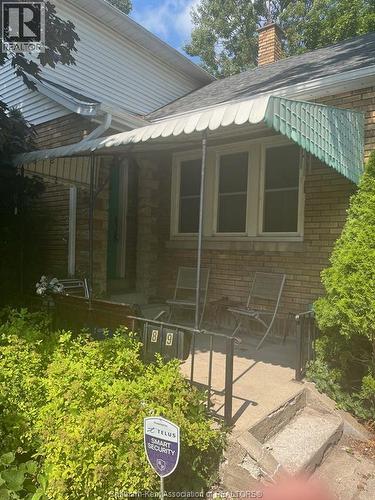 89 GLADSTONE AVENUE  Chatham, ON N7L 2C4