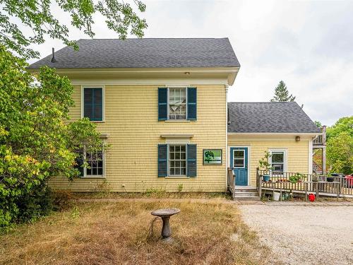 424 Main Street, Mahone Bay, NS 