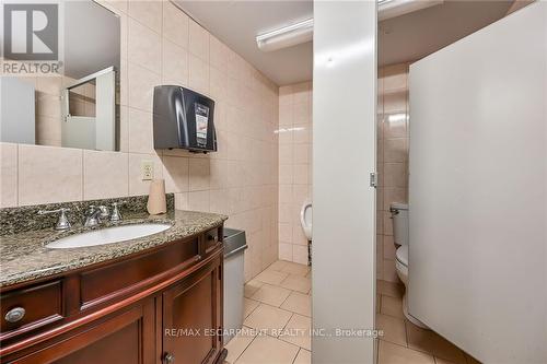 54 Centennial Parkway N, Hamilton, ON 