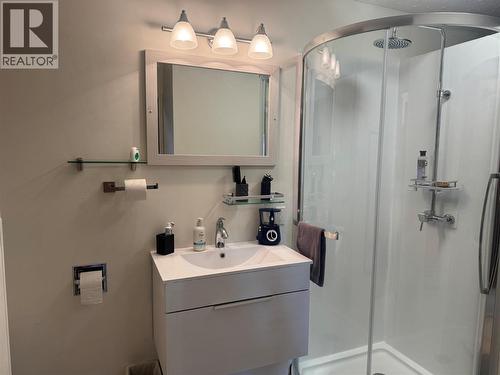 8010 Vedette Drive Unit# 10, Osoyoos, BC - Indoor Photo Showing Bathroom