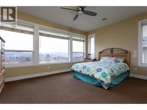 833 Mccurdy Road E, Kelowna, BC - Indoor Photo Showing Bedroom