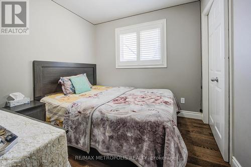 258 Saginaw Parkway, Cambridge, ON - Indoor Photo Showing Bedroom