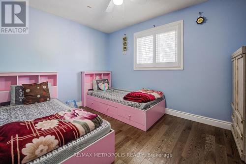 258 Saginaw Parkway, Cambridge, ON - Indoor Photo Showing Bedroom