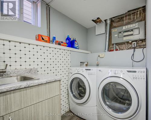 258 Saginaw Parkway, Cambridge, ON - Indoor Photo Showing Laundry Room