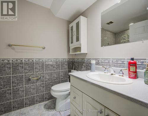258 Saginaw Parkway, Cambridge, ON - Indoor Photo Showing Bathroom