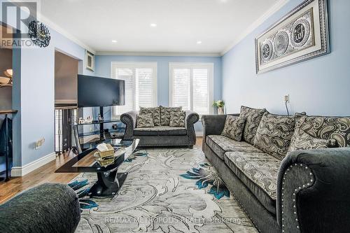 258 Saginaw Parkway, Cambridge, ON - Indoor Photo Showing Living Room