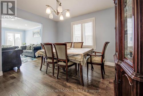 258 Saginaw Parkway, Cambridge, ON - Indoor Photo Showing Dining Room