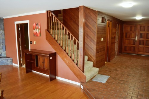 1568 Eric Rd, Saanich, BC 