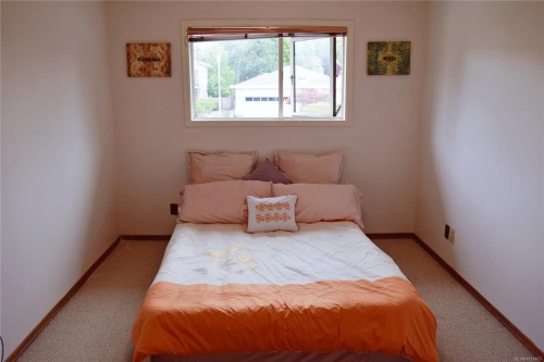 1568 Eric Rd, Saanich, BC 