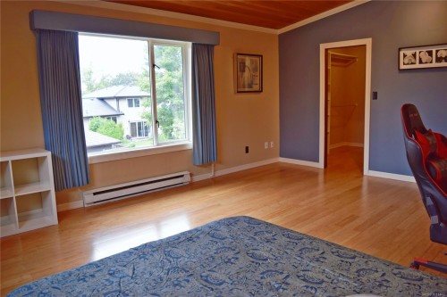 1568 Eric Rd, Saanich, BC 