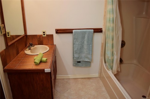 1568 Eric Rd, Saanich, BC 