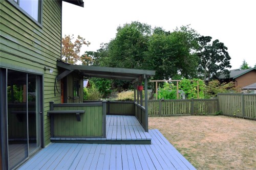 1568 Eric Rd, Saanich, BC 