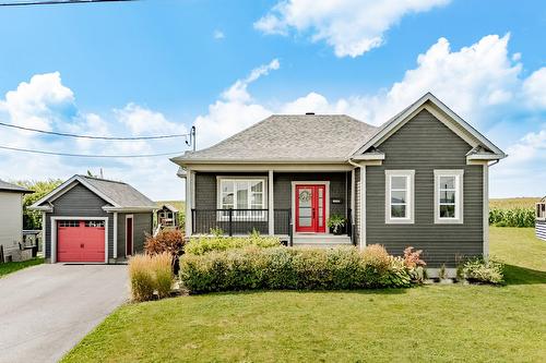 644 Rue des Champs  Coaticook, QC J1A 0B6