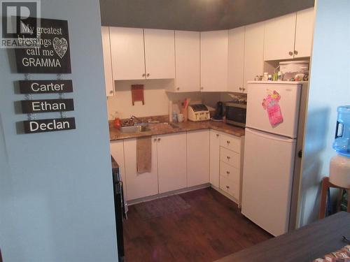 269 Main Street, Point Leamington, NL - Indoor Photo Showing Kitchen