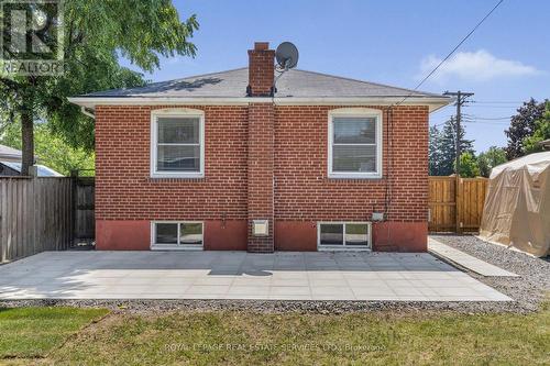 2143 Mountainside Drive, Burlington, ON - Outdoor With Exterior