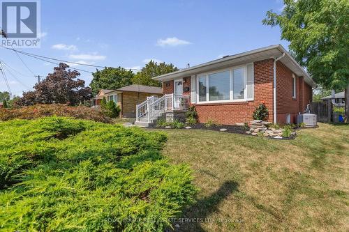 2143 Mountainside Drive, Burlington, ON - Outdoor
