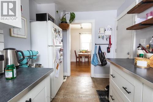 512-514 Macdonnell Street, Kingston (East Of Sir John A. Blvd), ON - Indoor Photo Showing Kitchen