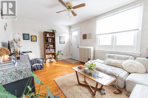 512-514 Macdonnell Street, Kingston (East Of Sir John A. Blvd), ON - Indoor Photo Showing Living Room
