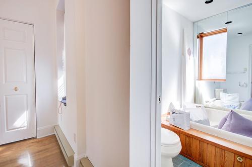 Ensuite bathroom - 1042B Rue Mackay, Montréal (Ville-Marie), QC - Indoor