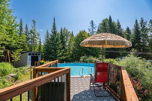 Piscine - 1566 Rue Monette, Val-David, QC - Outdoor With In Ground Pool With Backyard