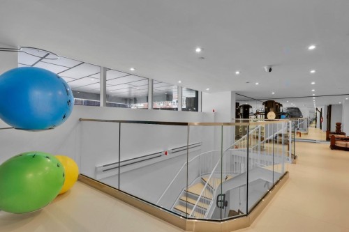 Exercise Room - 2002-360 Rue Mayor, Montréal (Ville-Marie), QC - Indoor Photo Showing Other Room