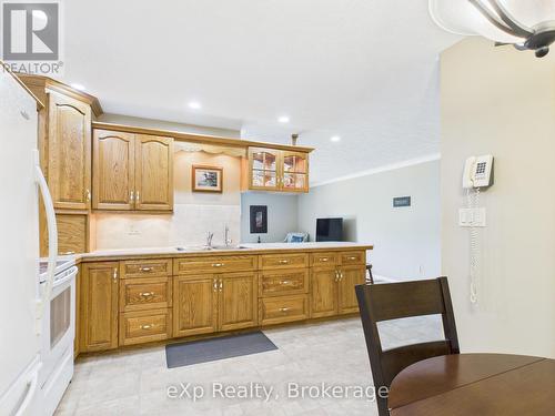 202 - 85 William Street N, Brockton, ON - Indoor