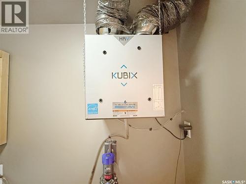 214 825 Gladstone Street E, Swift Current, SK - Indoor Photo Showing Other Room