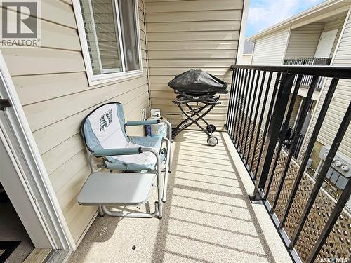 214 825 Gladstone Street E, Swift Current, SK - Outdoor With Exterior