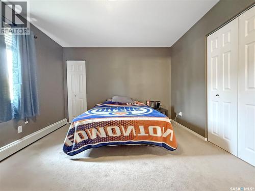 214 825 Gladstone Street E, Swift Current, SK - Indoor Photo Showing Bedroom