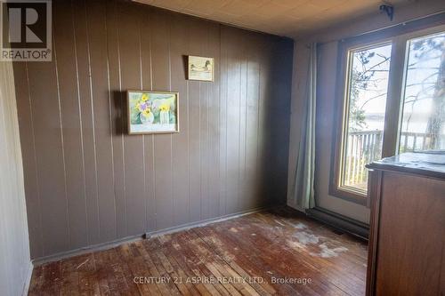 751 Rock Point Lane, Killaloe, Hagarty And Richards, ON - Indoor Photo Showing Other Room