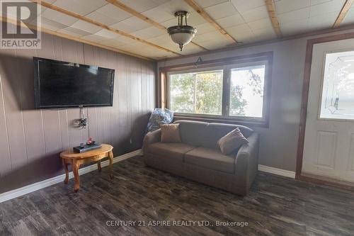 751 Rock Point Lane, Killaloe, Hagarty And Richards, ON - Indoor