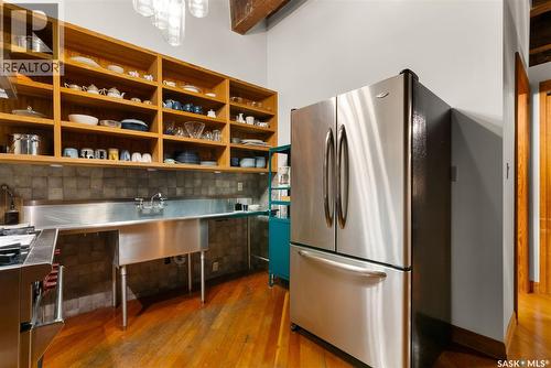 202 1205 Broad Street, Regina, SK - Indoor