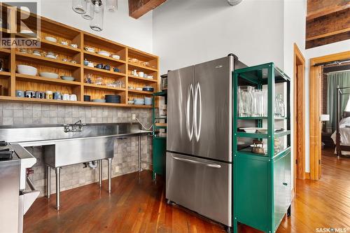 202 1205 Broad Street, Regina, SK - Indoor