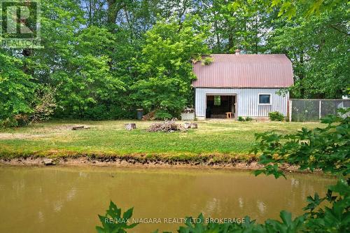 594 Doans Ridge Road, Welland (Cooks Mills), ON - Outdoor With Body Of Water