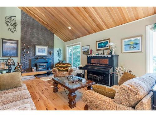 351 Norton Shore Rd, Hampton, NB 