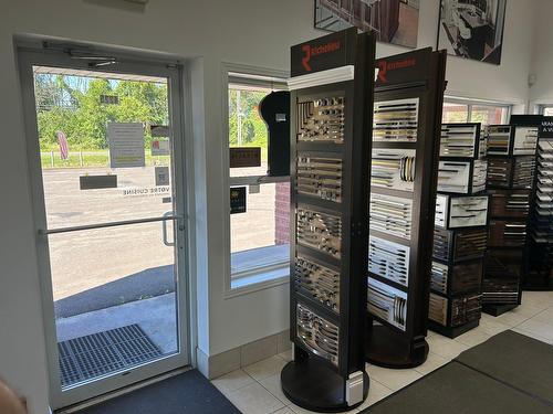 Bureau - 4225 Route Marie-Victorin, Contrecoeur, QC - Indoor Photo Showing Other Room