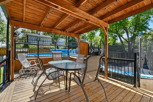 Terrasse - 31 Av. De Médoc, Candiac, QC - Outdoor With Deck Patio Veranda With Exterior