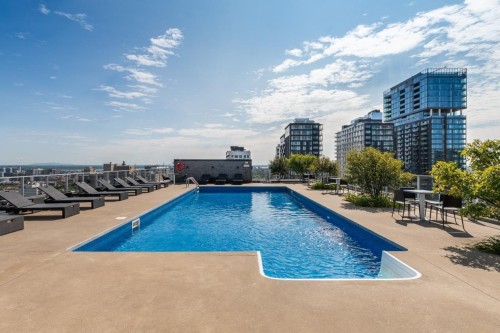 Pool - 1747-1414 Rue Chomedey, Montréal (Ville-Marie), QC - Outdoor With In Ground Pool