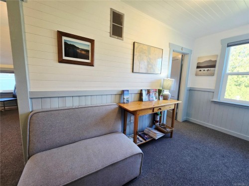 320 Main St, Tofino, BC 
