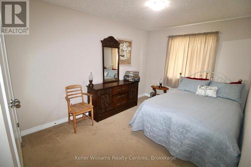 275 South Street E, West Grey, ON - Indoor Photo Showing Bedroom