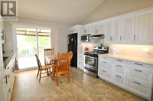 275 South Street E, West Grey, ON - Indoor Photo Showing Kitchen