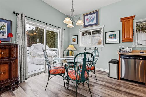 C-515 20Th Avenue, Creston, BC - Indoor Photo Showing Dining Room