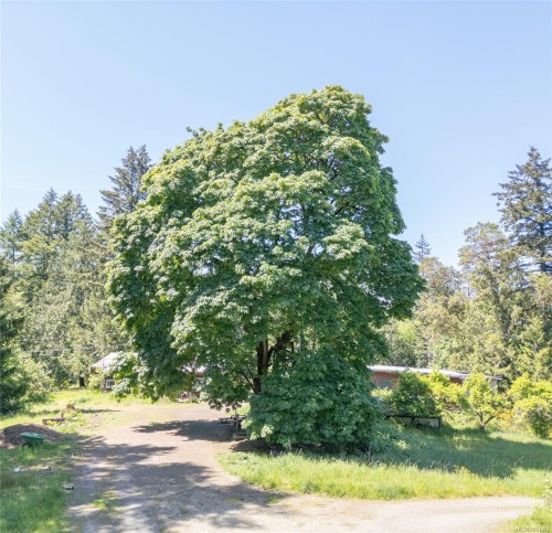 4510 Bedwell Harbour Rd, Pender Island, BC 